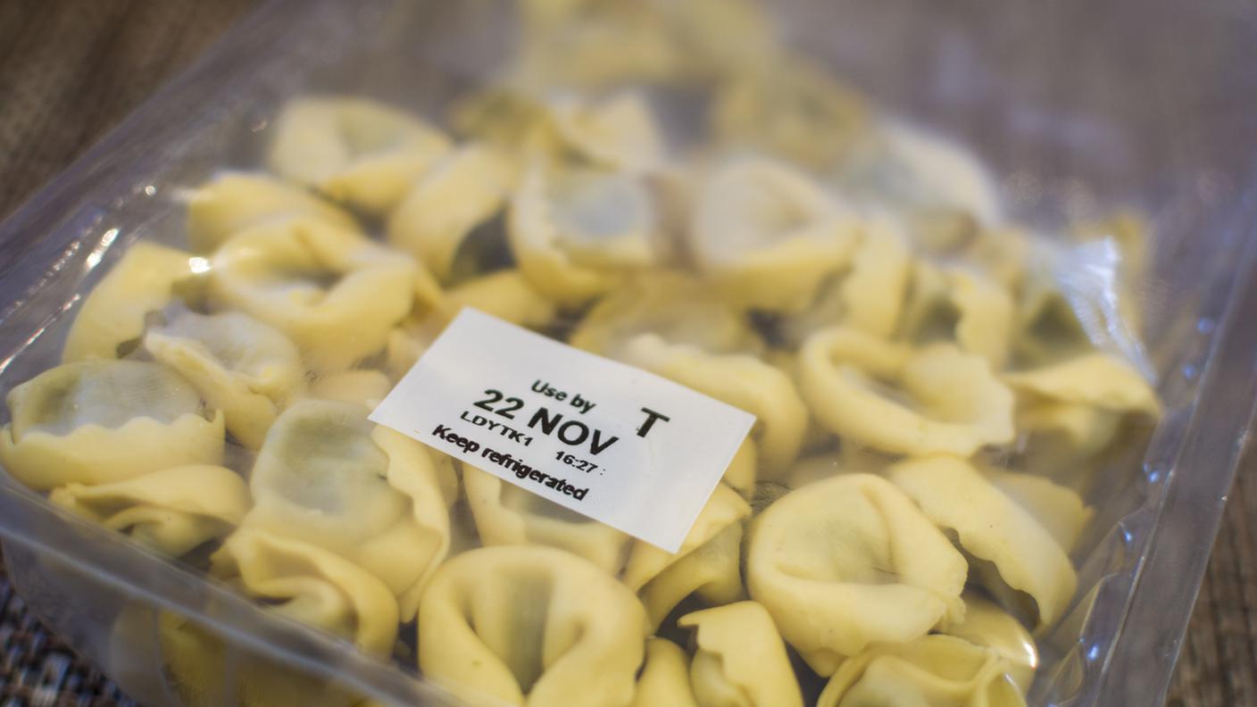 Data di scadenza, alimenti, pasta, tortellini, confezione