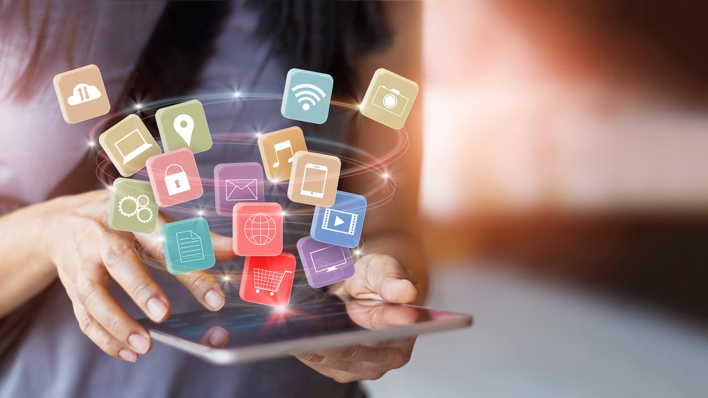 App, Social media