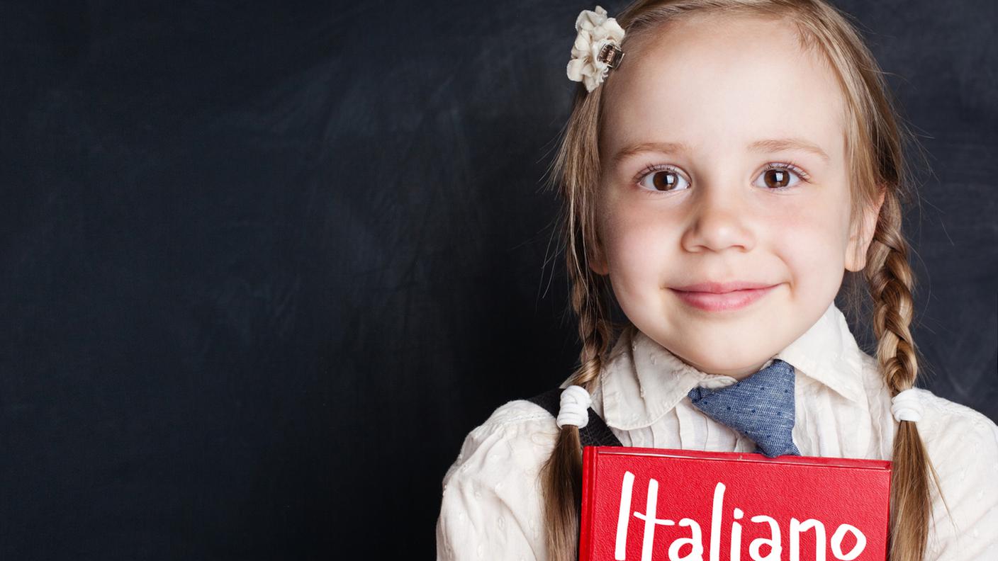 scuola, italiano, lavagna, bambina