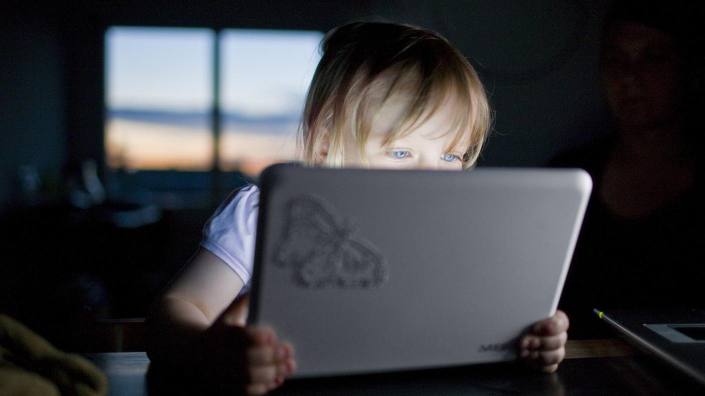 bambini, internet, adolescenti, sicurezza