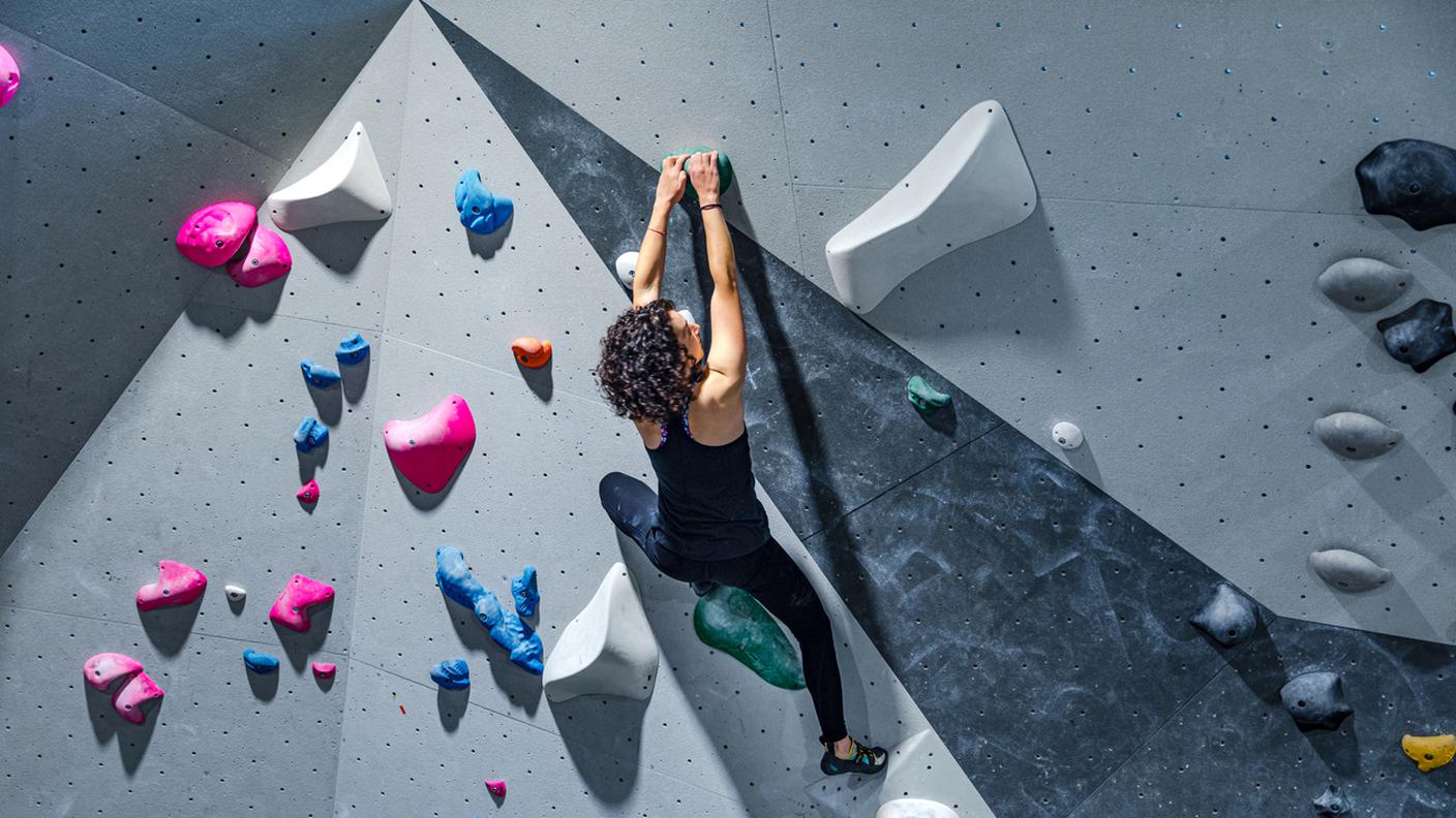 arrampicata palestra, arrampicata su roccia, bouldering