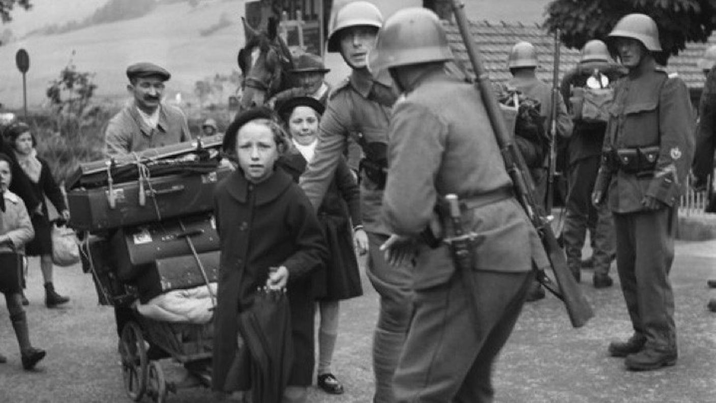 Varcare la frontiera: profughi, ebrei, politiche d'asilo in Svizzera durante la Seconda guerra mondiale