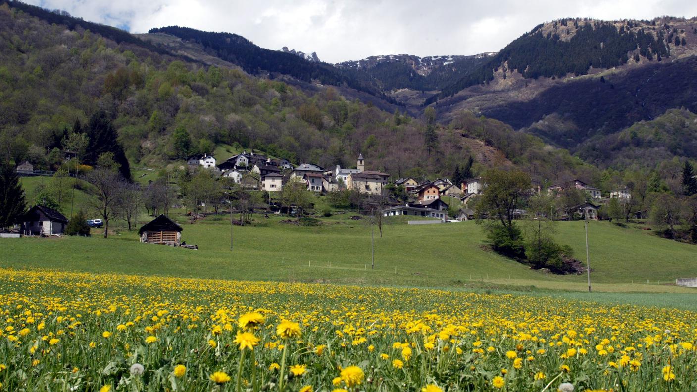 Panoramica Pian di Castro in Valle di Blenio