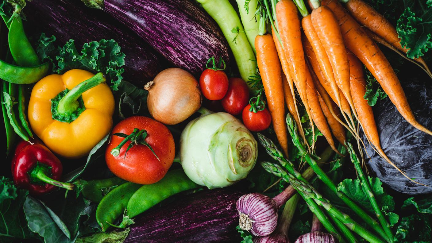 verdure, invernali, carote, zucchine, peperoni, cipolle, cavolo rapa, piselli, pomodori, prezzemolo, melanzane, aglio
