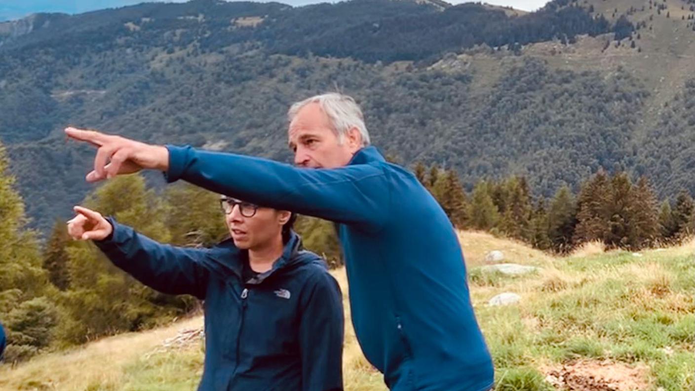 Daniele Maffei, Direttore dell’Azienda Agraria di Mezzana e Lara Montagna sull'Alpe Giumello
