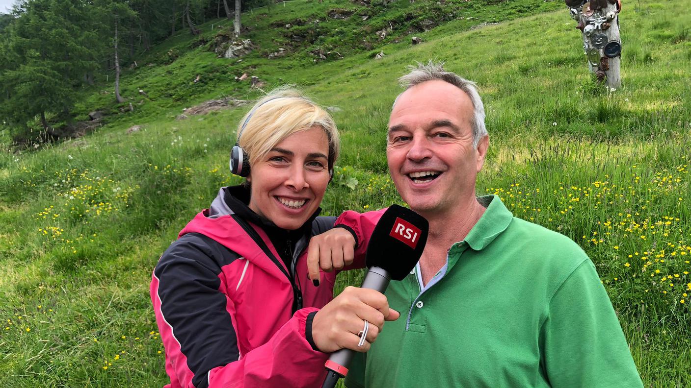 Alpe Giumello: Lara Montagna con Daniele Maffei, Direttore Azienda Agricola Mezzana