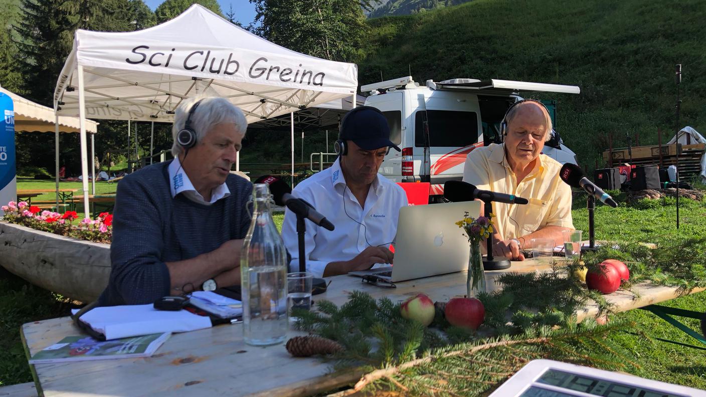 Gli esperti dell'ora della terra alla Pineta Saracino di Ghirone