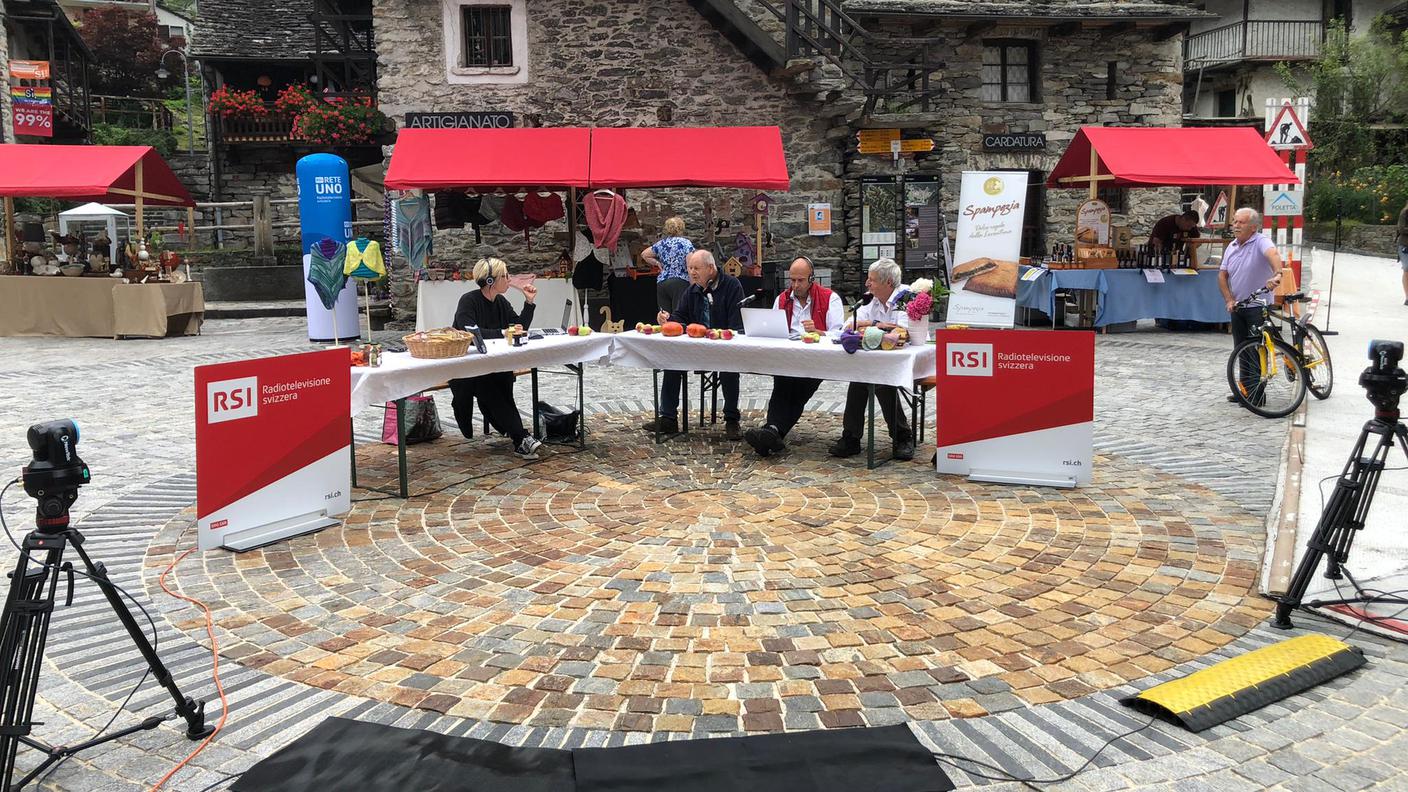 Sonogno e le capre di razza Nera Verzasca