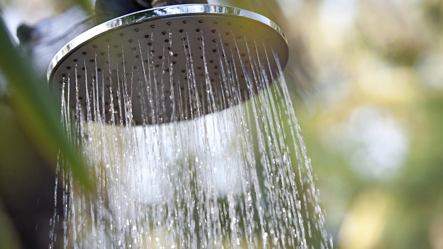 fare la doccia, prendere una doccia, acqua