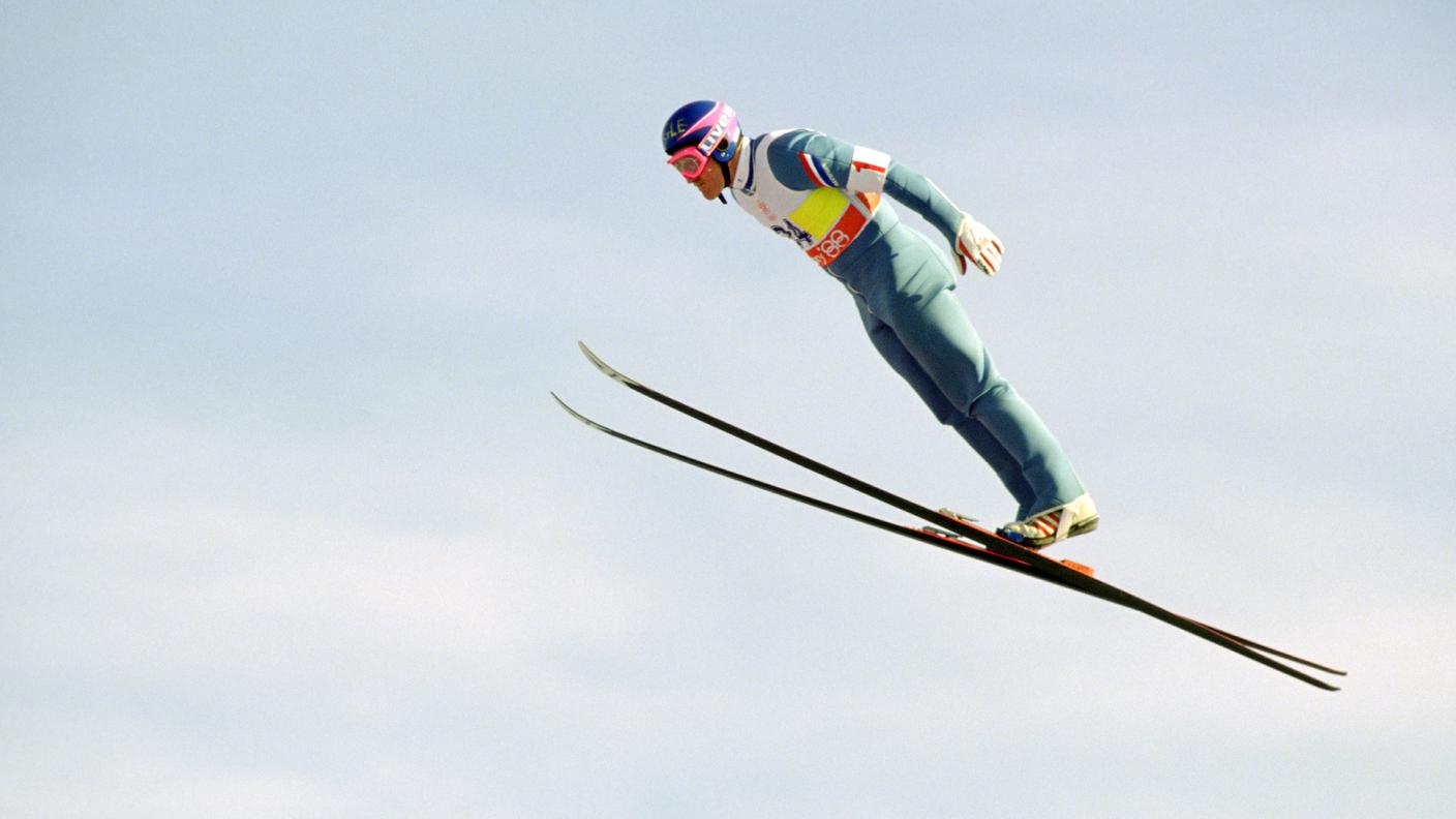 Il volo dell'Aquila dal trampolino olimpico canadese