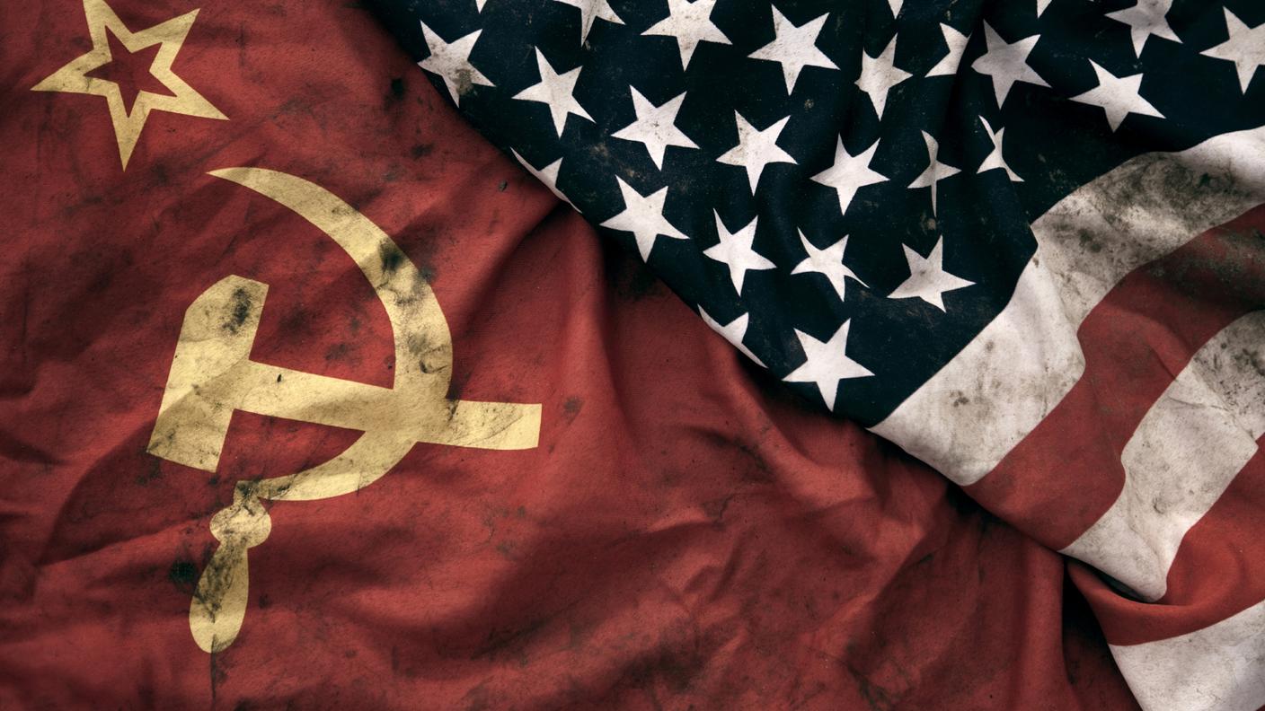 Guerra Fredda, Russia, Ex Unione Sovietica, Bandiera, Bandiera dell'ex Unione Sovietica, Comunismo, Bandiera degli Stati Uniti, Cultura russa, Unità, Sporco, Cultura americana,comunista.