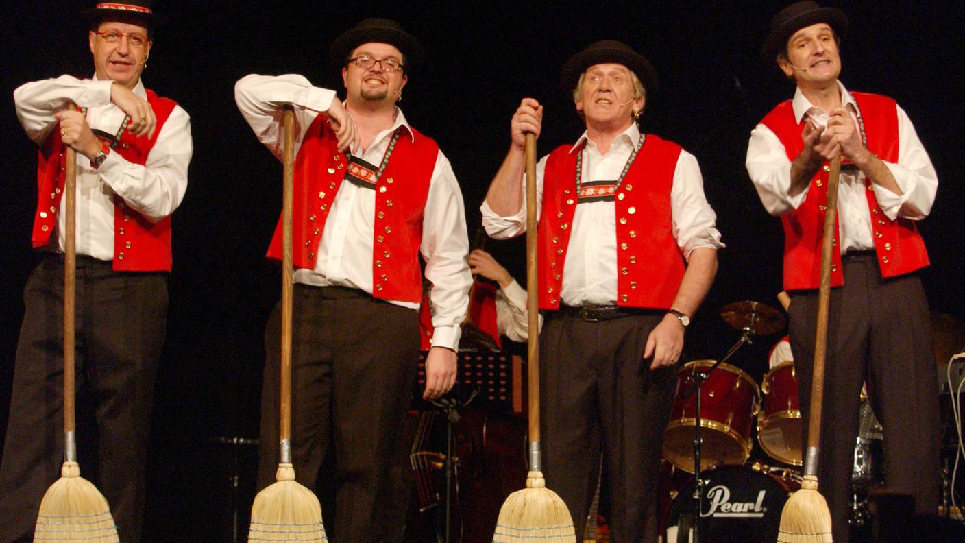 Konfederatti, spettacolo Cabaret della Svizzera italiana,nella foto i "Pipistrelli" da sin. Franco Lazzarotto, Roberto Lenzi, Ezio Piccolo e Angelo Zanetti