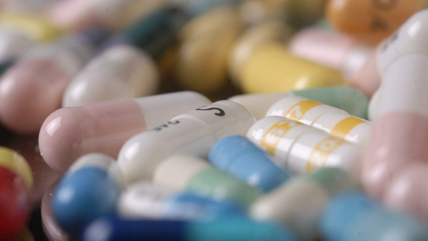 I prezzi dei farmaci protetti da brevetto all'estero sono in media inferiori del 5,4% rispetto alla Svizzera
