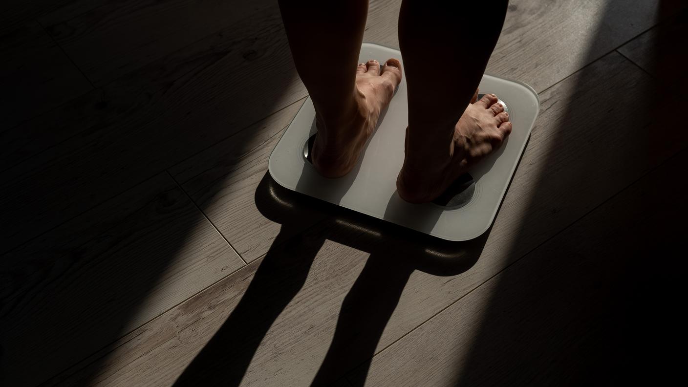 Anoressia, bilancia, peso