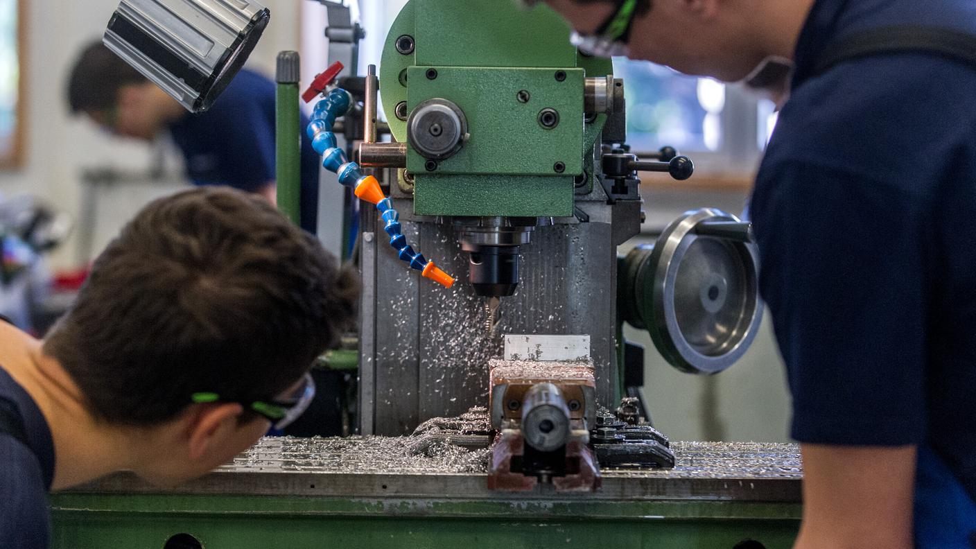 Apprendisti nel settore delle arti dell’industria e dell’artigianato