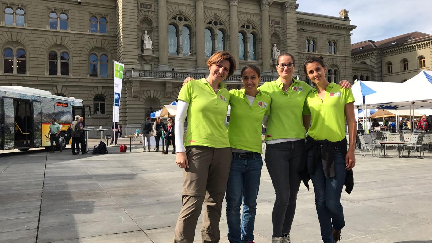Piazza Federale a Berna, Giornata del Mercato nazionale dei Parchi naturali della Svizzera