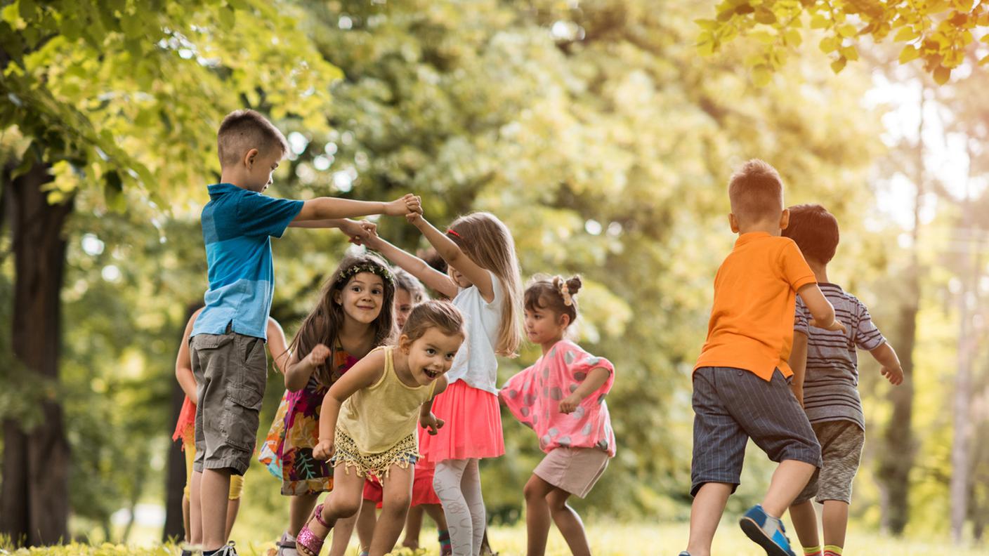 bambini, aria aperta