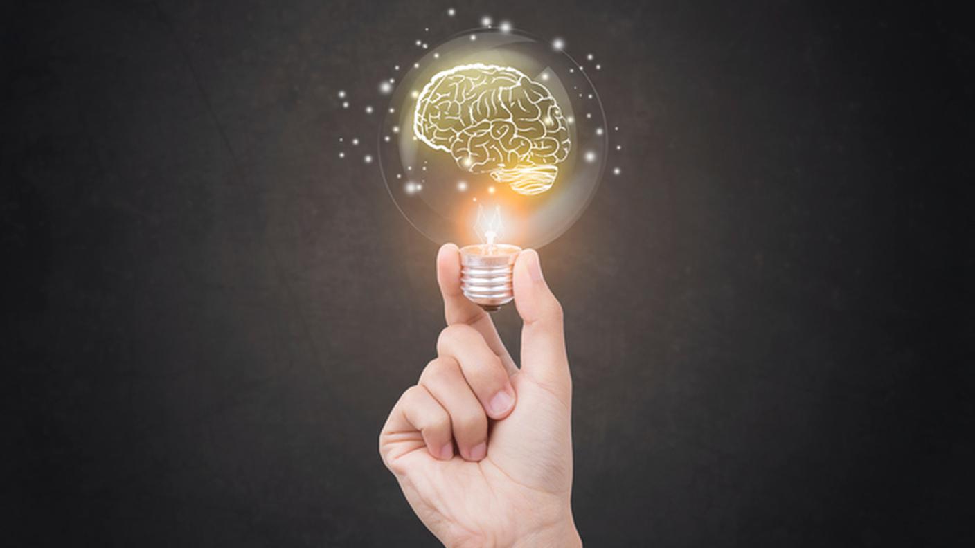 Lampadina, idea, futuro, creatività, innovazione, ispirazione