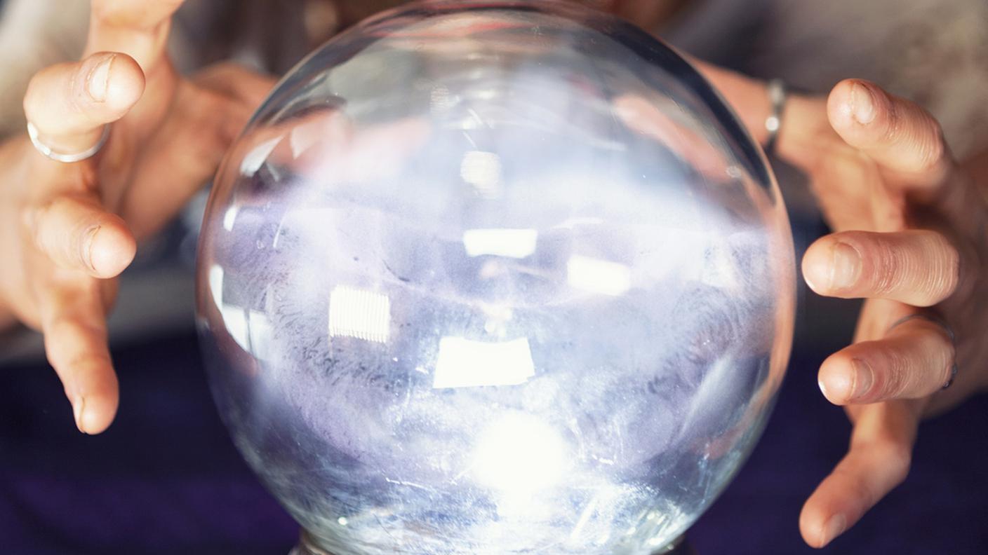 sfera di cristallo, previsioni futuro
