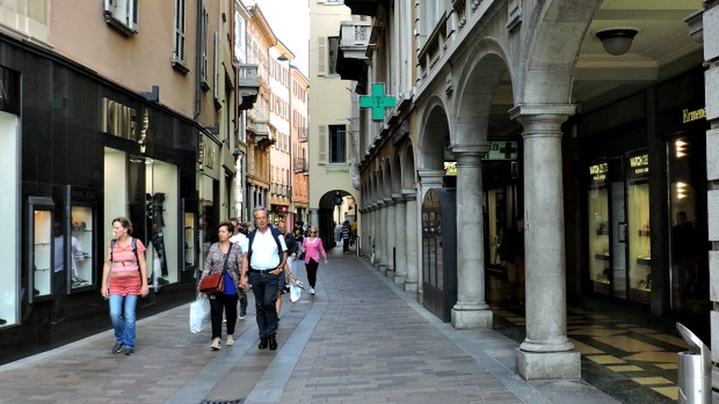 Via Nassa