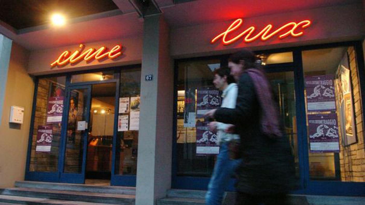 Cinema lux