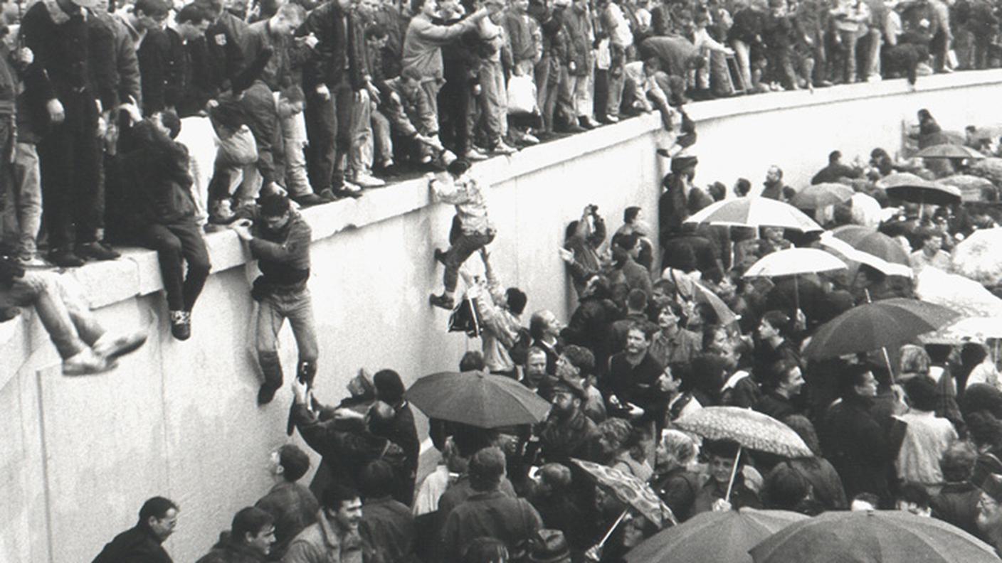 Caduta del muro di Berlino, dicembre 1989 Porta-Brandeburgo-Schaefer