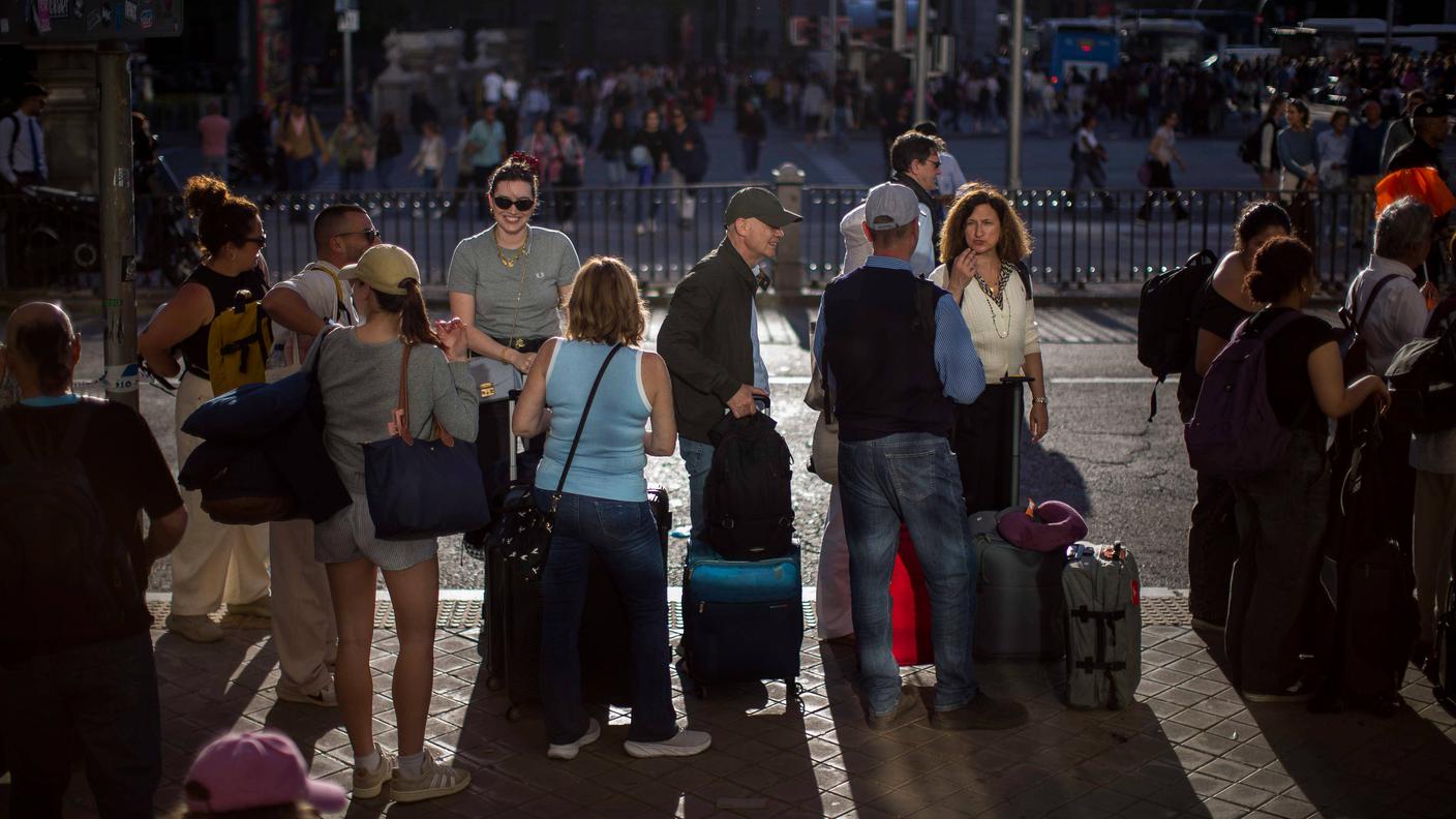 tourists in spain