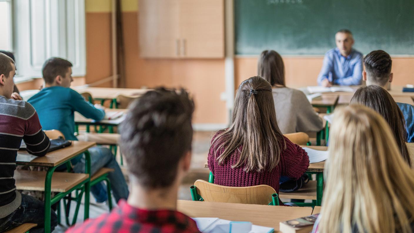 lezione scuola media o liceo, classe, insegnamento