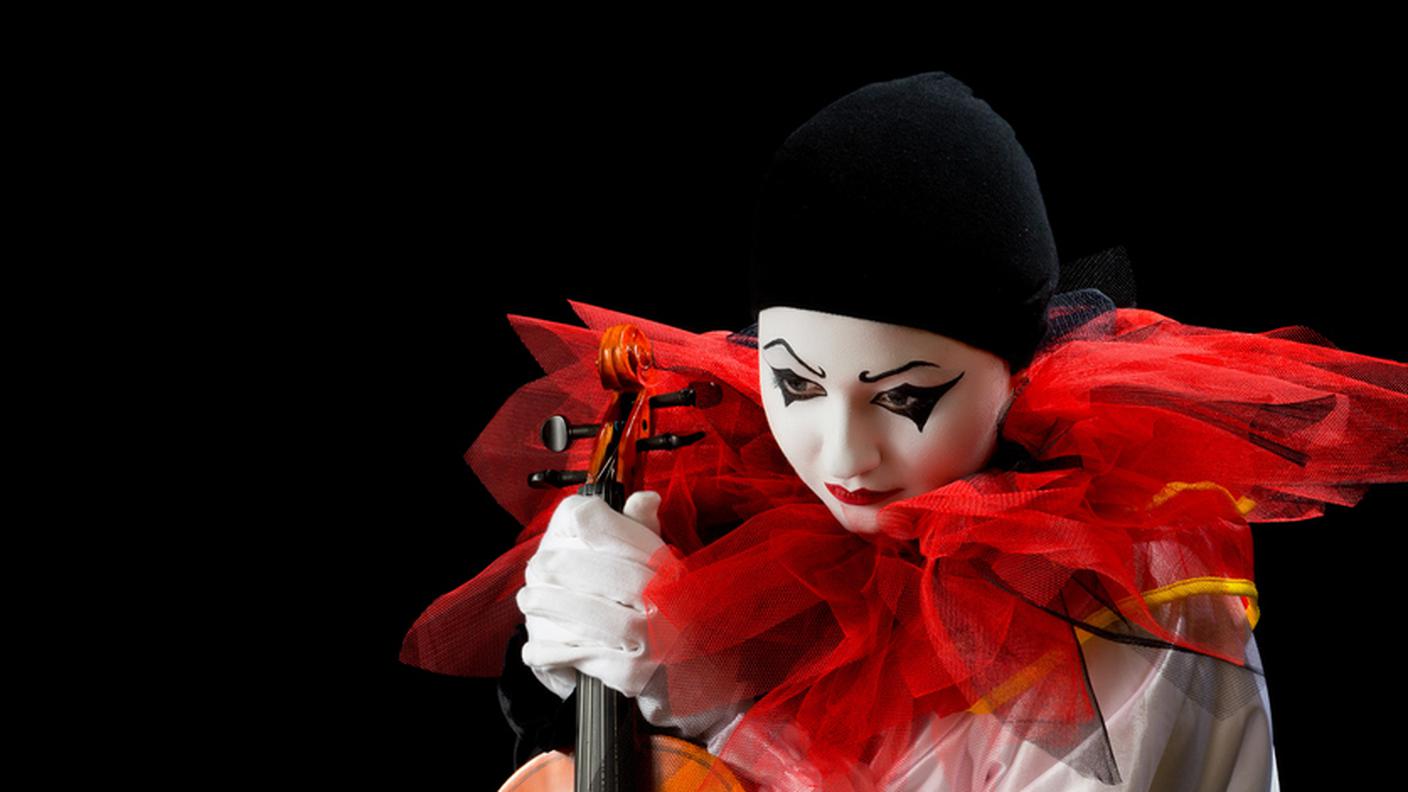 Pierrot con violino, piange