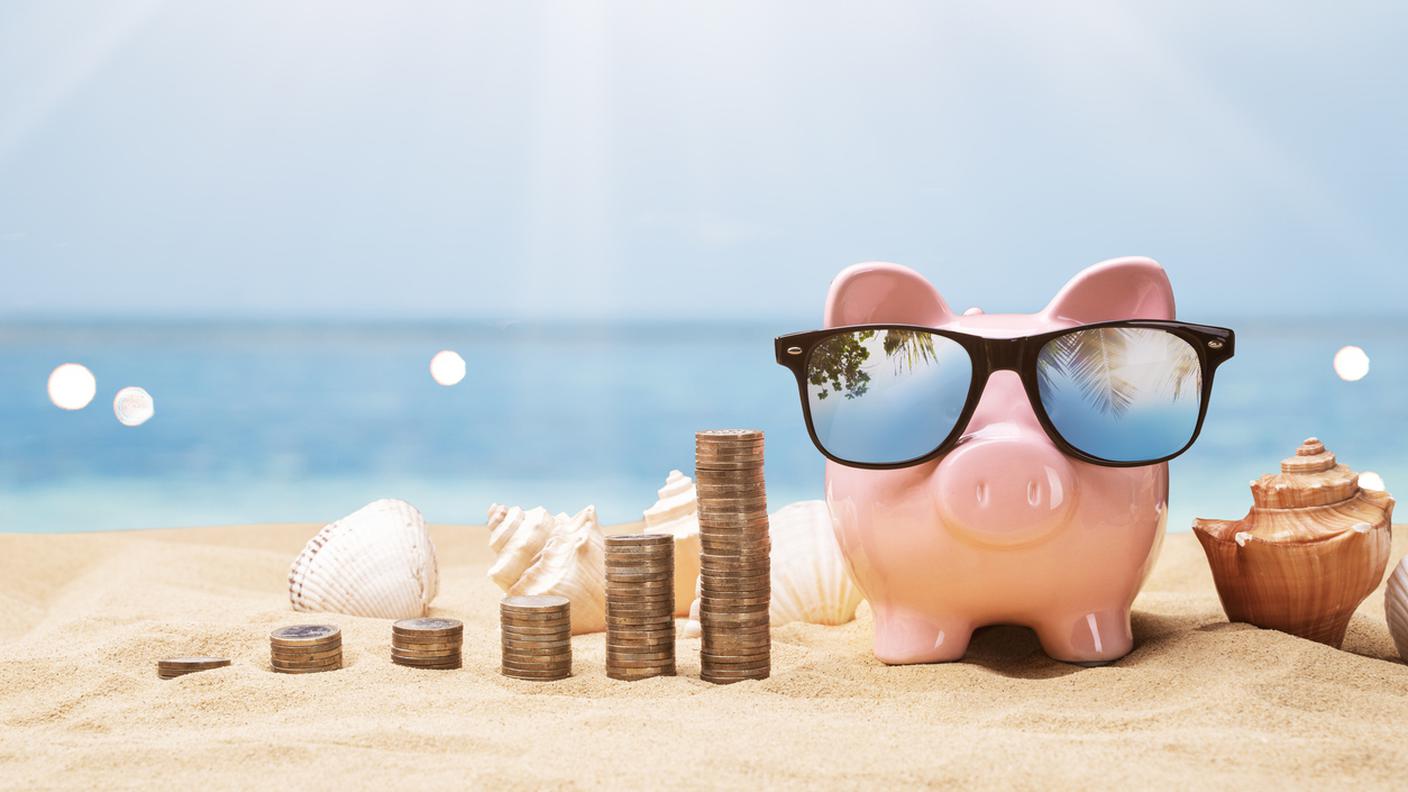 aumento prezzo, vacanze, care, costo, salvadanaio, soldi
