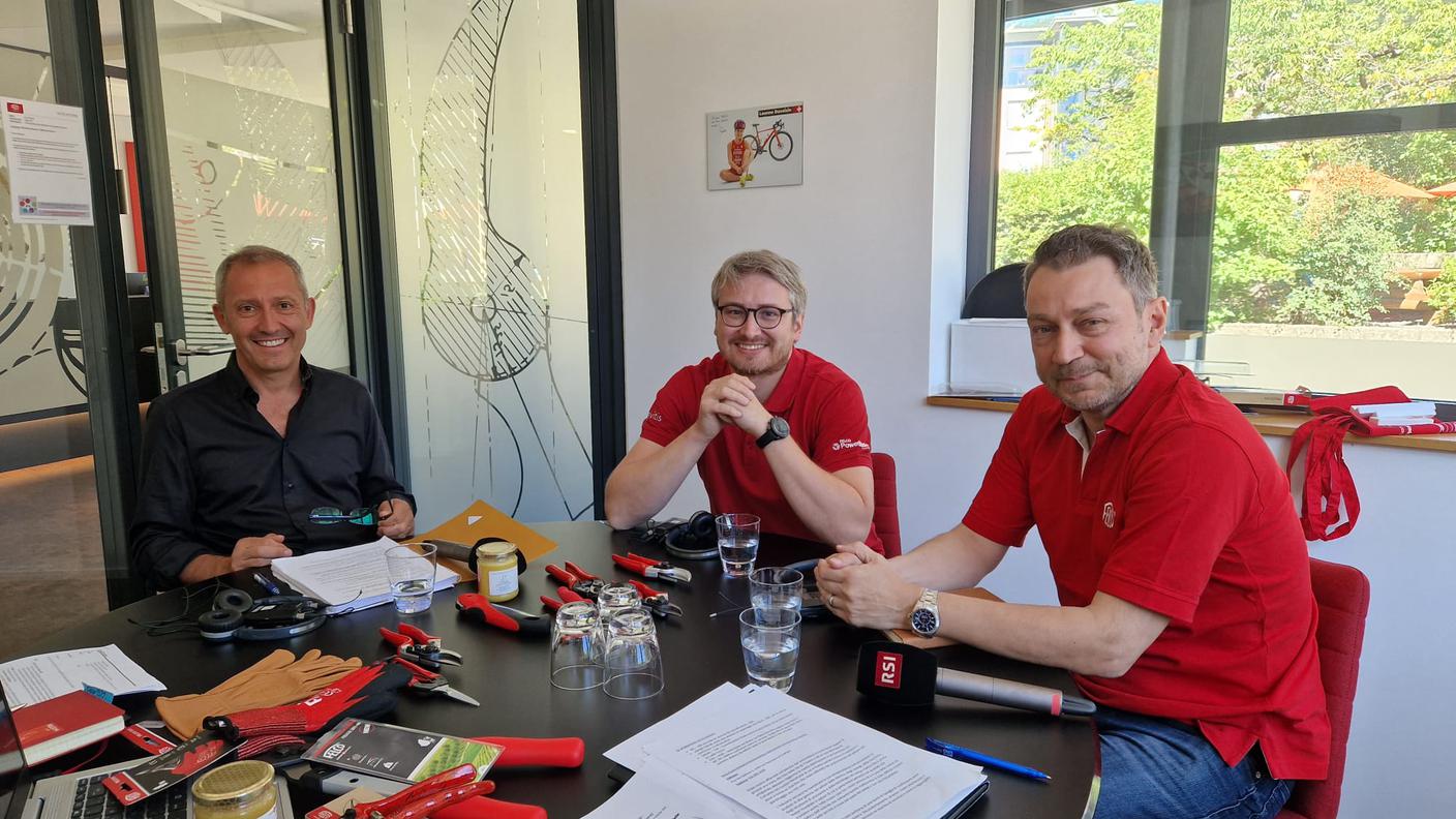 Millevoci Top Suisse alla Felco con, Nabil Francis, CEO amministratore delegato marito di Christelle Francis-Flisch, nipote del fondatore, Guillaume Martinetti responsabile del prodotto e Alessandro Soldera, responsabile post vendita