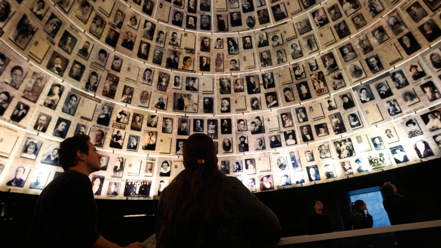 Giornata internazionale annuale di commemorazione in memoria delle vittime dell'Olocausto. Holocaust Memorial Museum a Gerusalemme