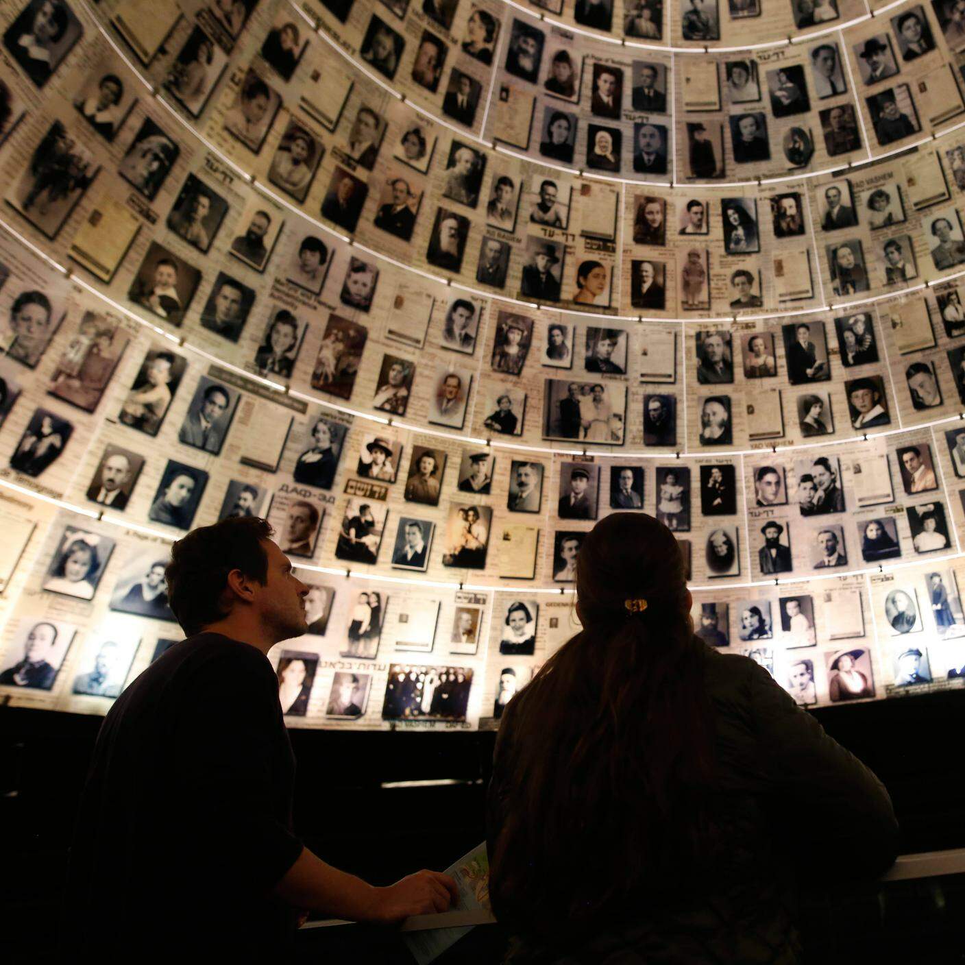 Giornata internazionale annuale di commemorazione in memoria delle vittime dell'Olocausto. Holocaust Memorial Museum a Gerusalemme
