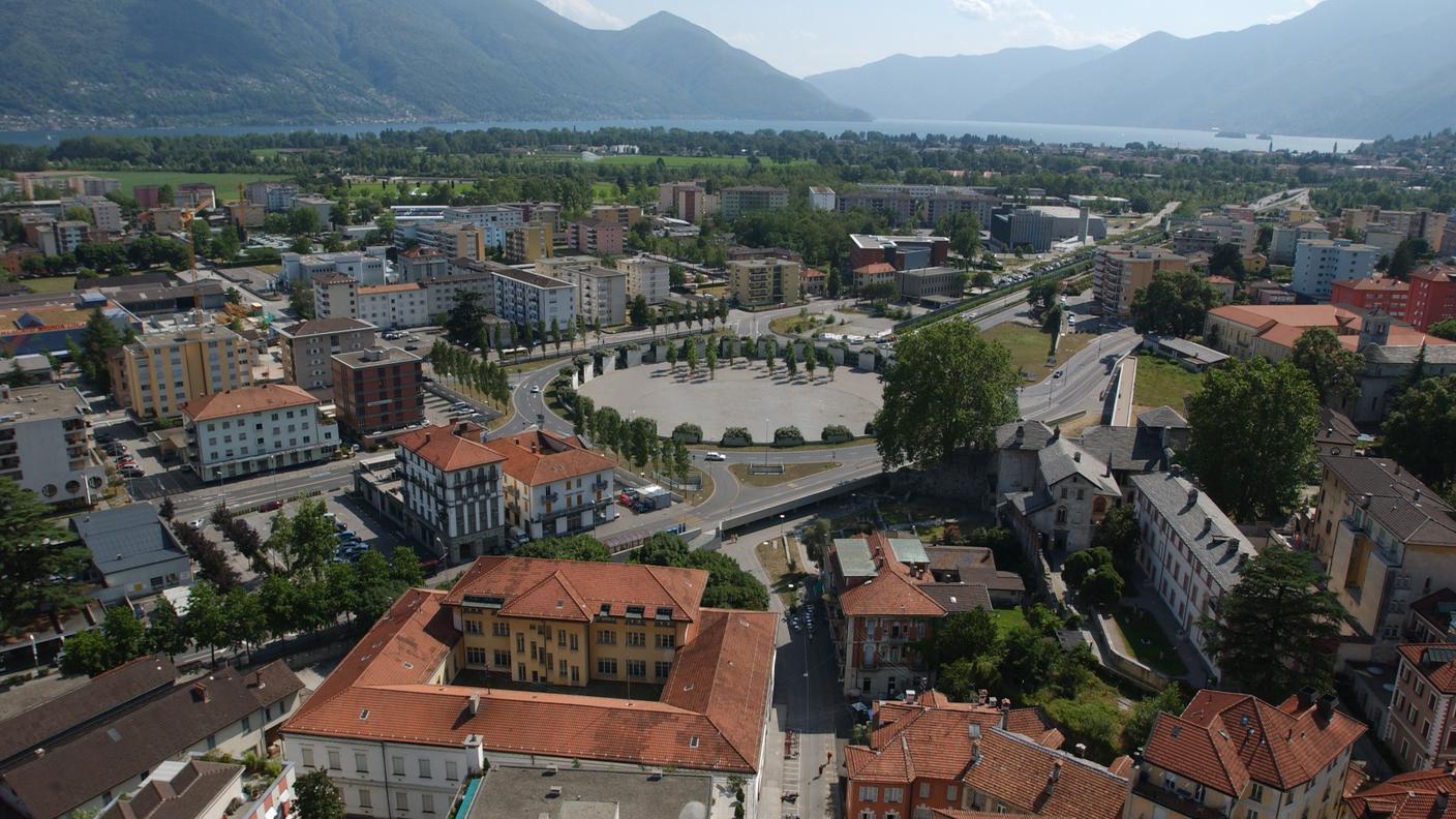 tp_locarno-piazza-castello.jpg