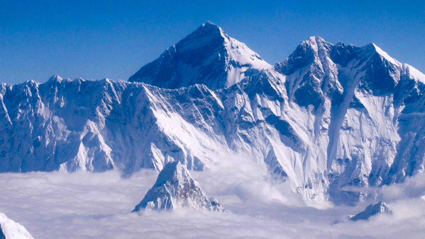 L'Everest, la più alta cima del mondo (8'848)
