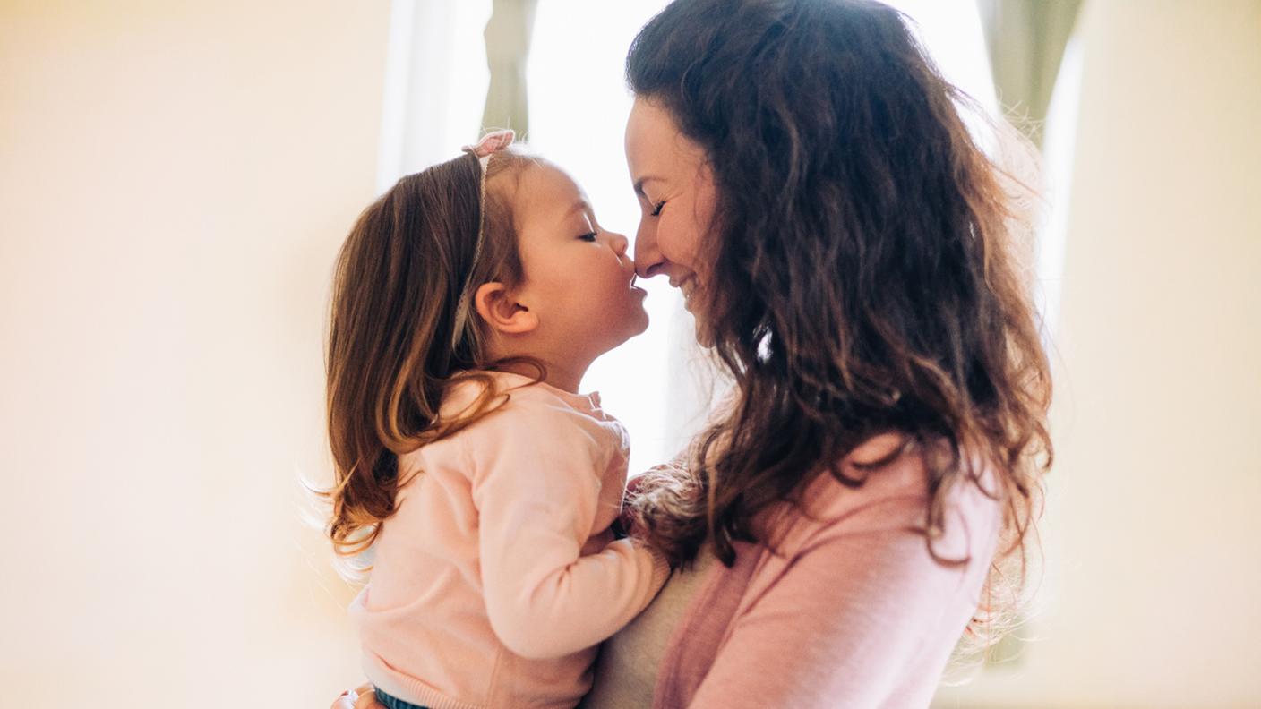 Mamma, bambino, bambina, figlia, figlio, abbracciare