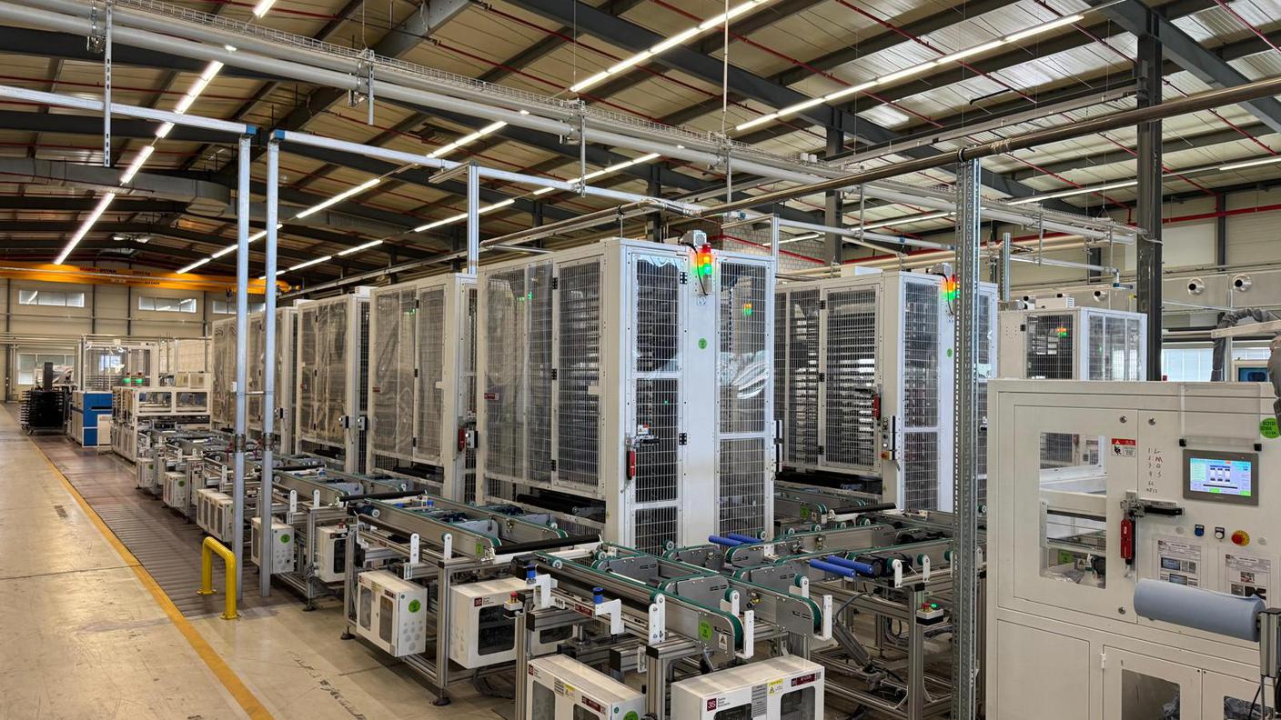 La produzione di pannelli solari di 3S Swiss Solar Solution