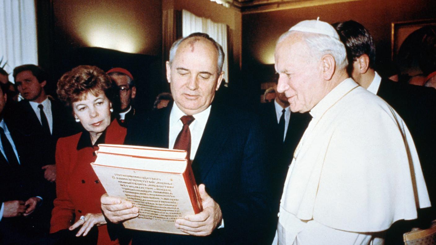  Gorbaciov e Papa Giovanni Paolo II 