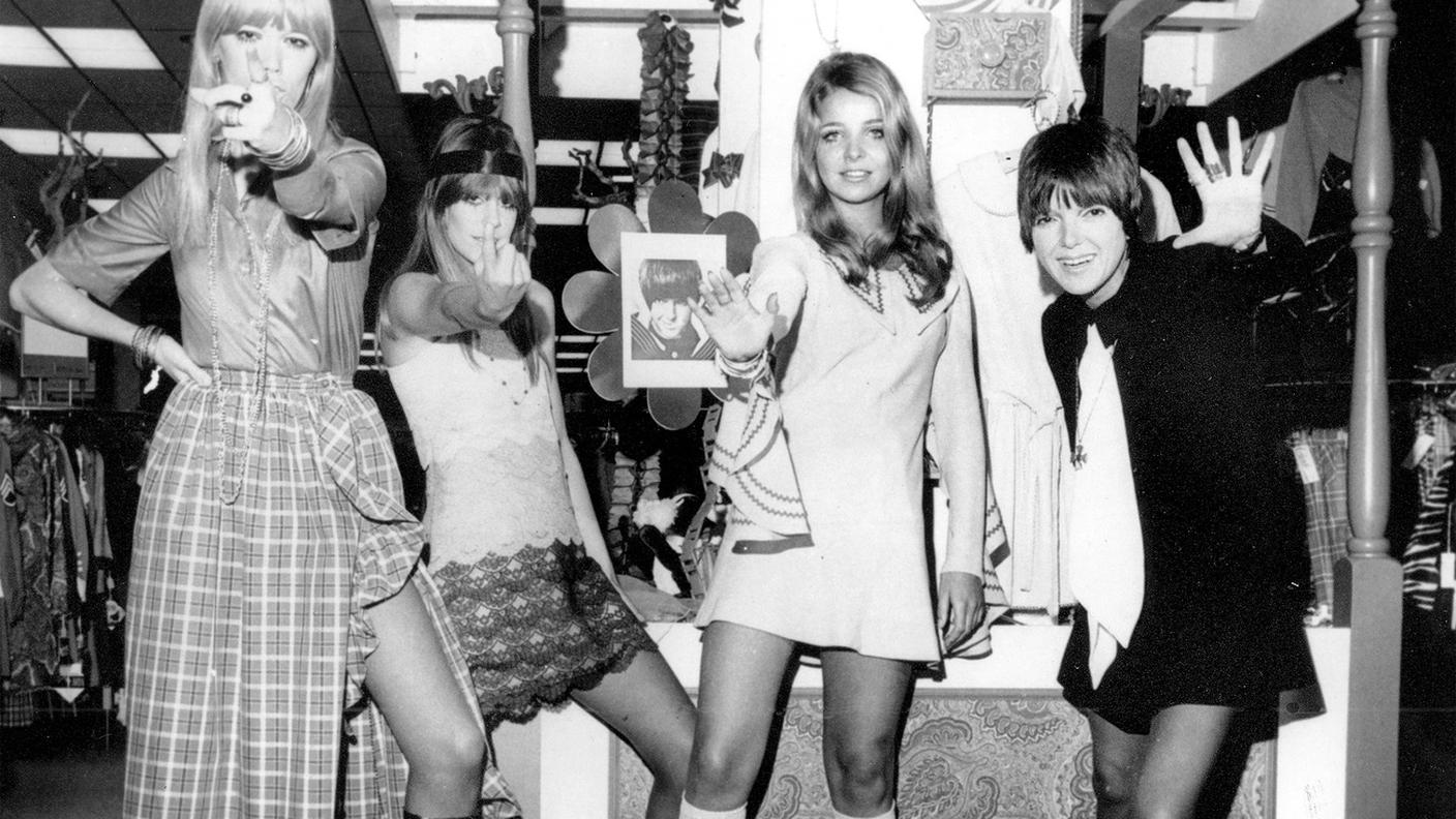 Mary Quant A destra) con alcune modelle nel 1968