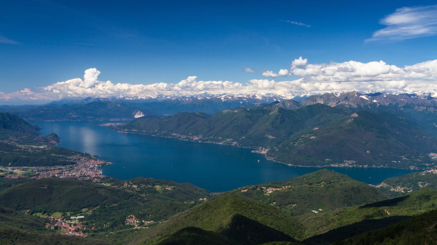 Panorama sul Lago Maggiore dal Monte Lema