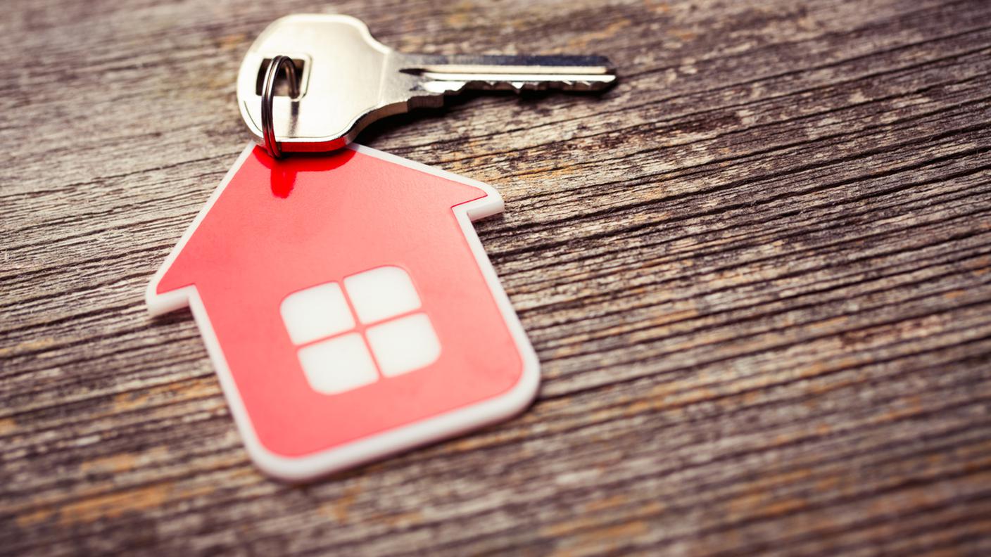 iStock-Chiave di Casa, Chiave, Sistemi di sicurezza, Legno, Acciaio
