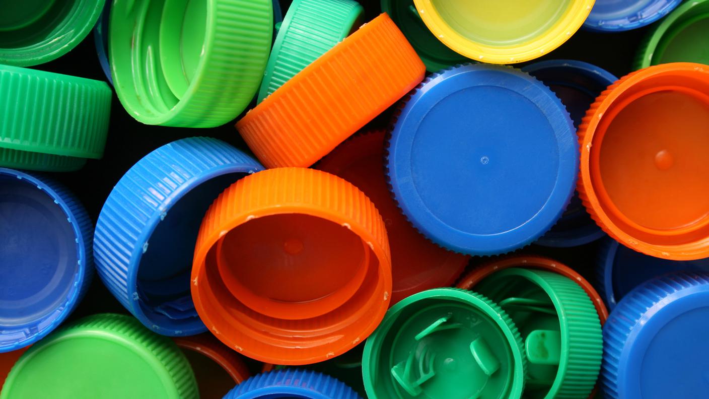 tappi di plastica