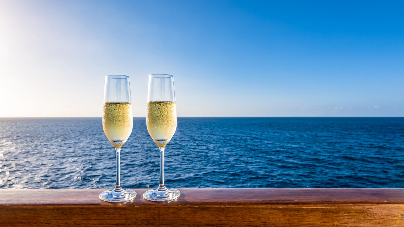nave da crociera, bere, prosecco, festeggiare