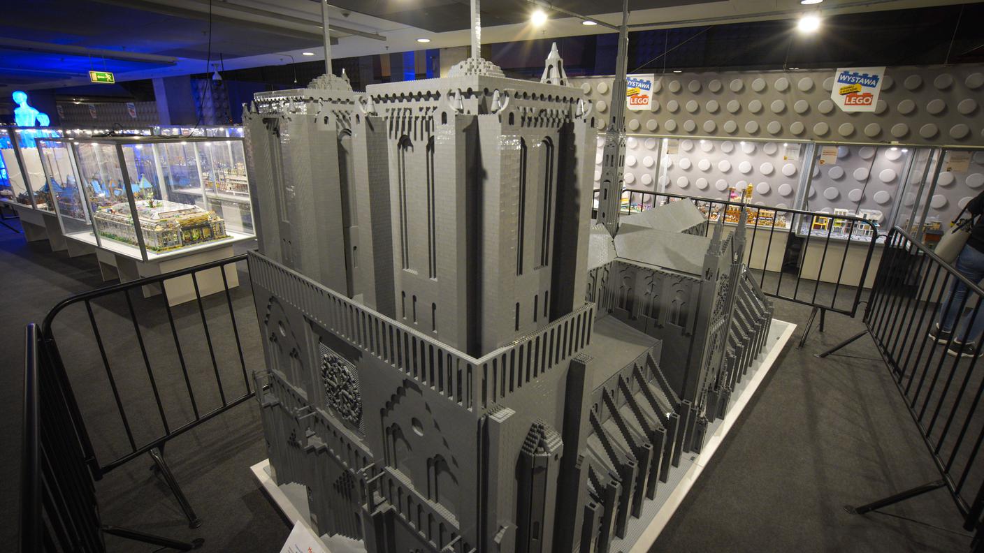 Notre Dame lego