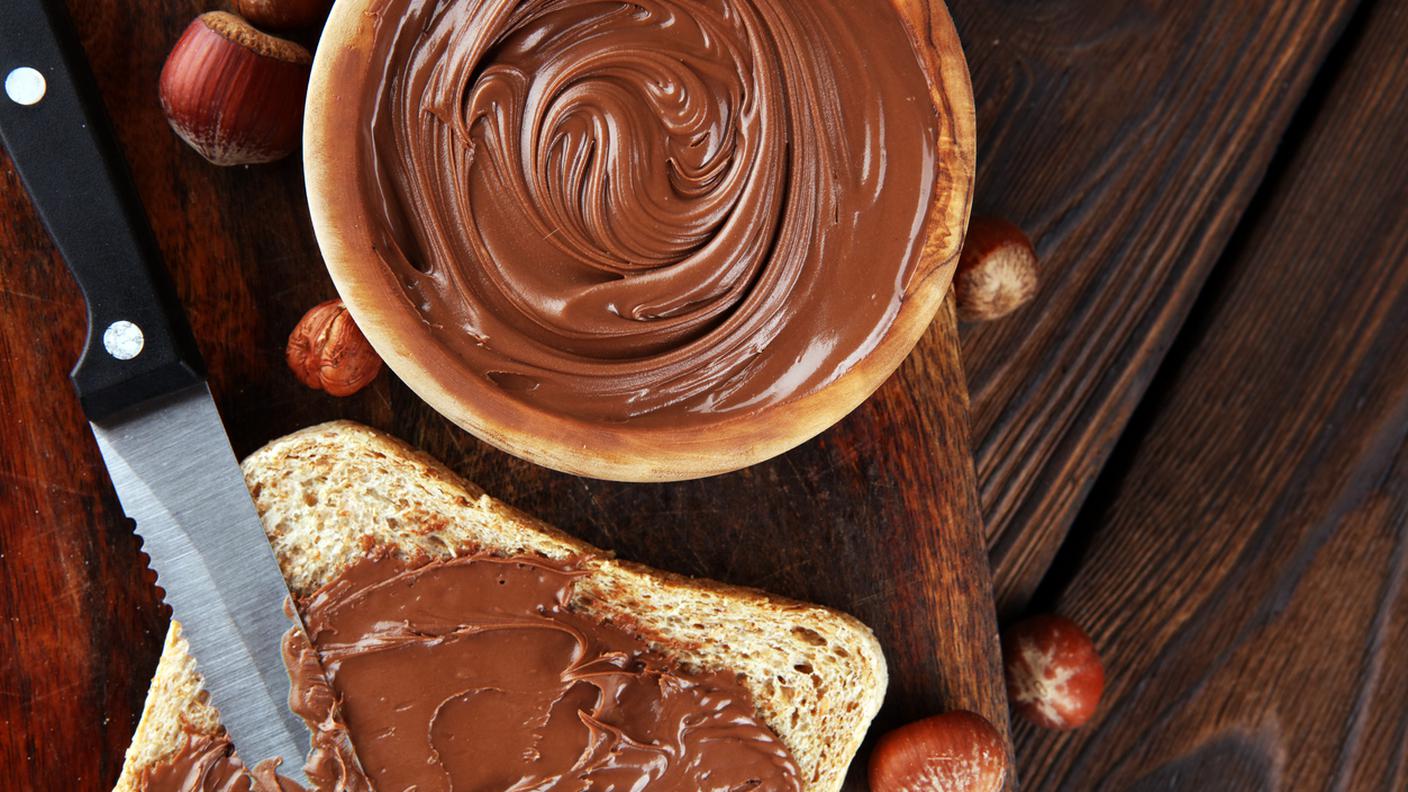 CREMA DI NOCCIOLE SIMIL NUTELLA .jpg