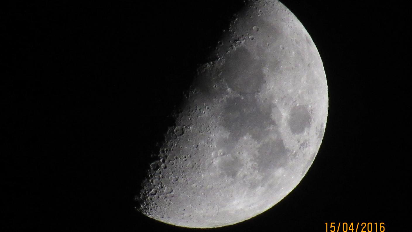 Lato oscuro della luna di Stefano Dani   