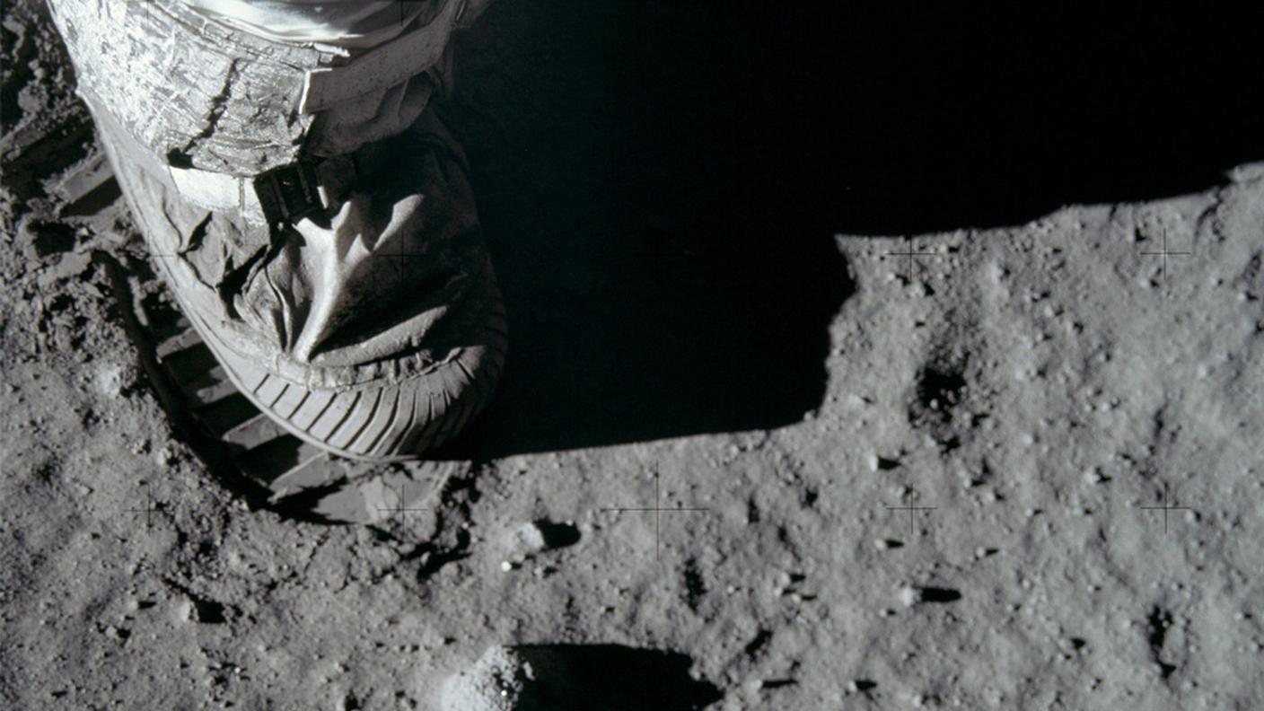 Aldrin's boot and footprint in lunar soil