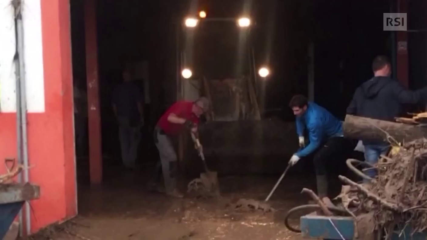 Tennis, Rafael Nadal spala il fango a Maiorca (11.10.2018) 