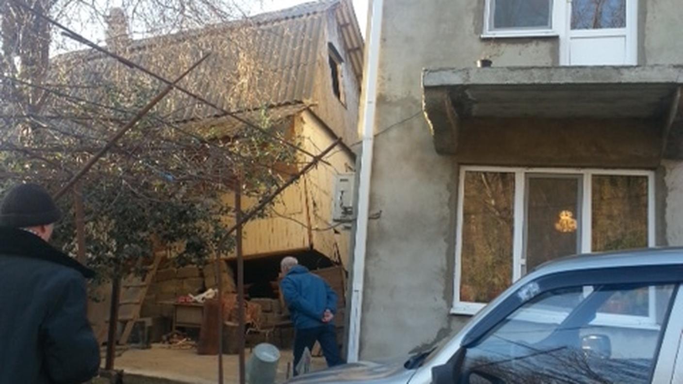 Le case di via Bakinskaya si presentano così