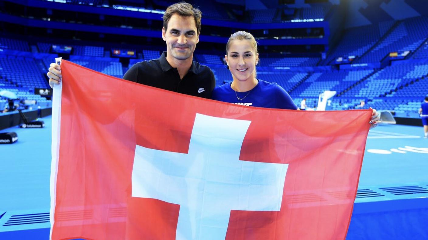 Federer e Bencic sorridenti al termine della Hopman Cup 2019